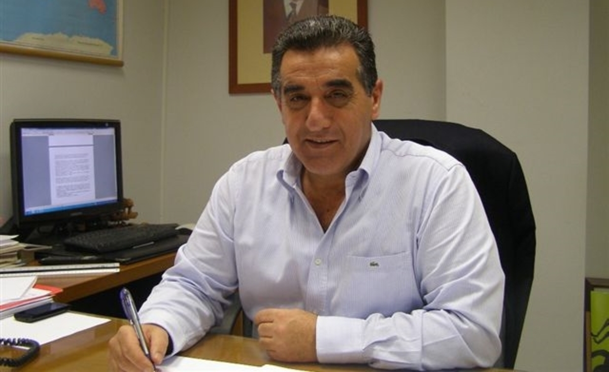 Θρήνος! Πέθανε ο δήμαρχος της Τήνου, Σίμος Ορφανός