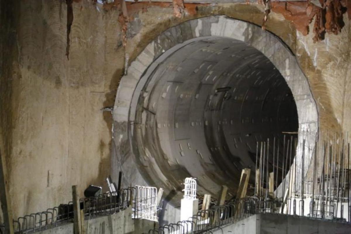 Λιμάνι – αεροδρόμιο σε… 55 λεπτά! Πότε «ανοίγουν» οι νέοι σταθμοί του Μετρό προς Πειραιά