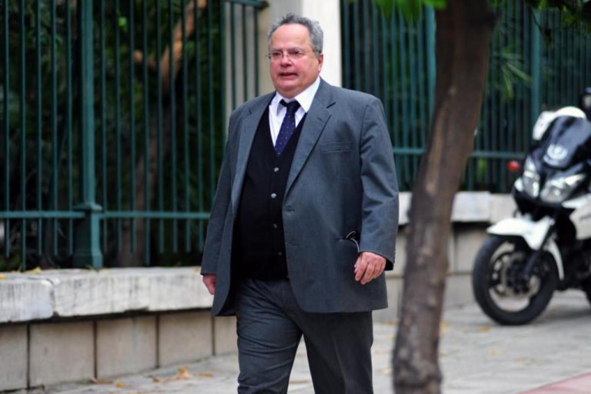 Απειλητική επιστολή στον Νίκο Κοτζιά: Έρευνες αν έχουν σταλεί και σε άλλους υπουργούς