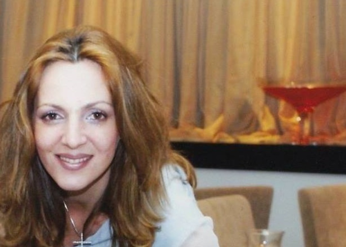 Νεκρή η δημοσιογράφος και παρουσιάστρια Καρολίνα Κάλφα σε πυρκαγιά