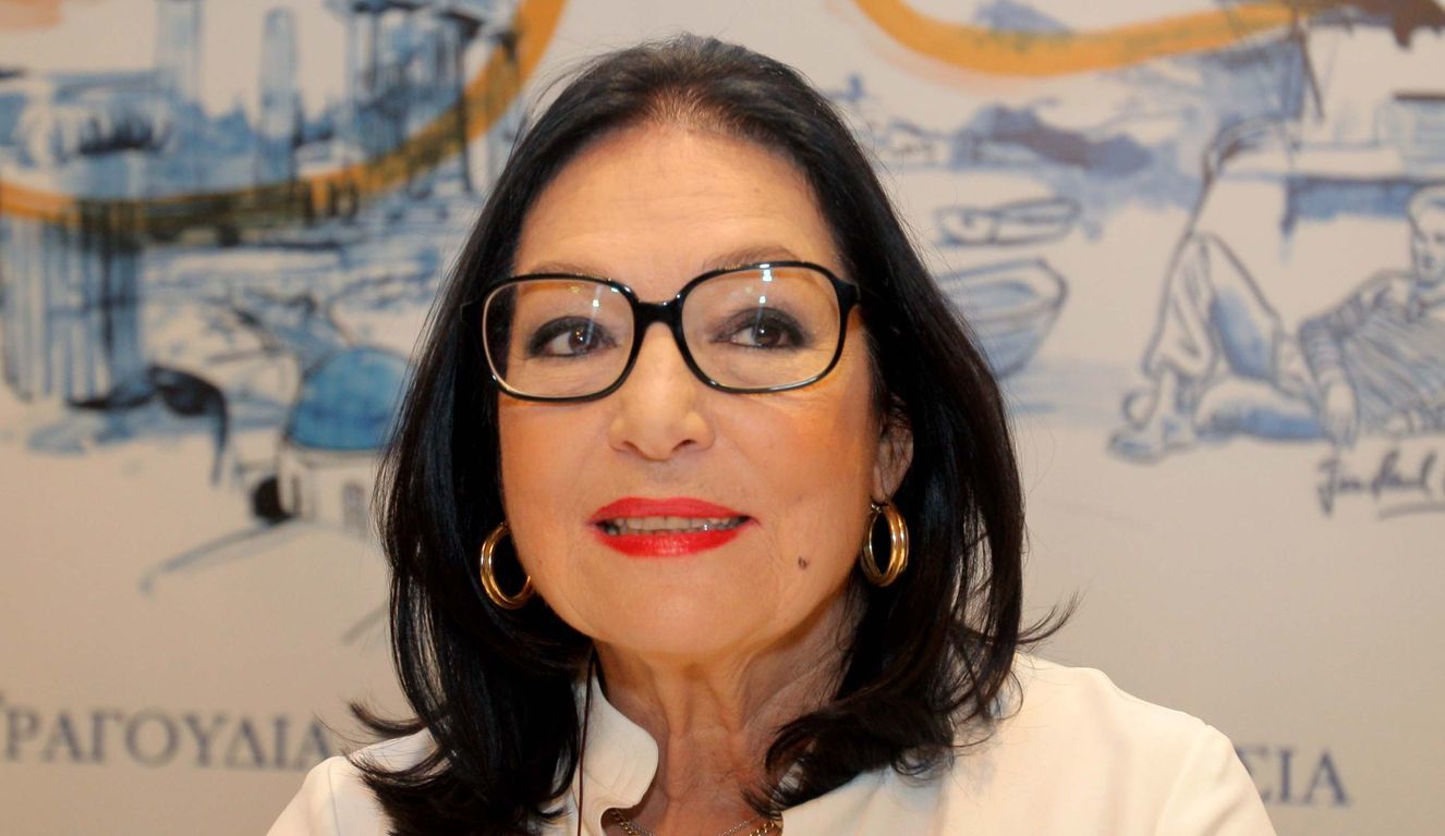 Νανά Μούσχουρη