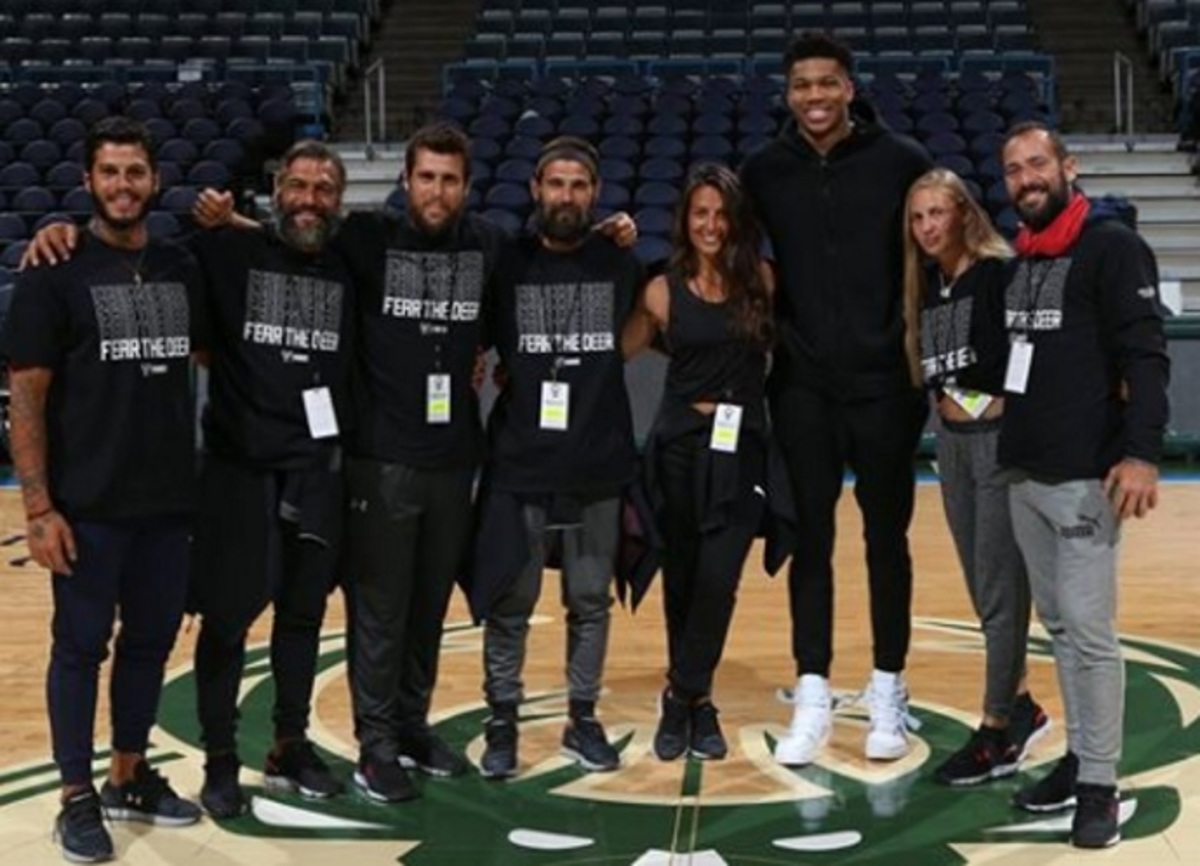 Μια… αγκαλιά ο Αντετοκούνμπο και οι «Διάσημοι» του Survivor! [pic]