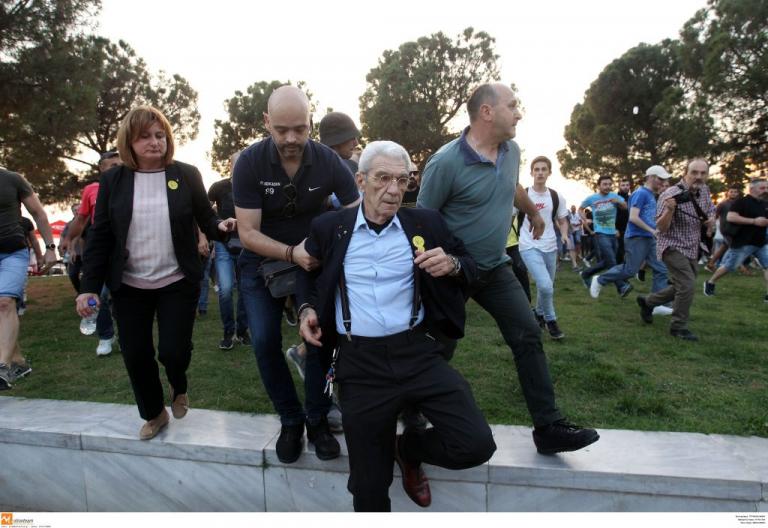Απίθανο παρασκήνιο μετά τον ξυλοδαρμό του Μπουτάρη – Τι έκανε τη νύχτα ένας από τους δράστες [vids]