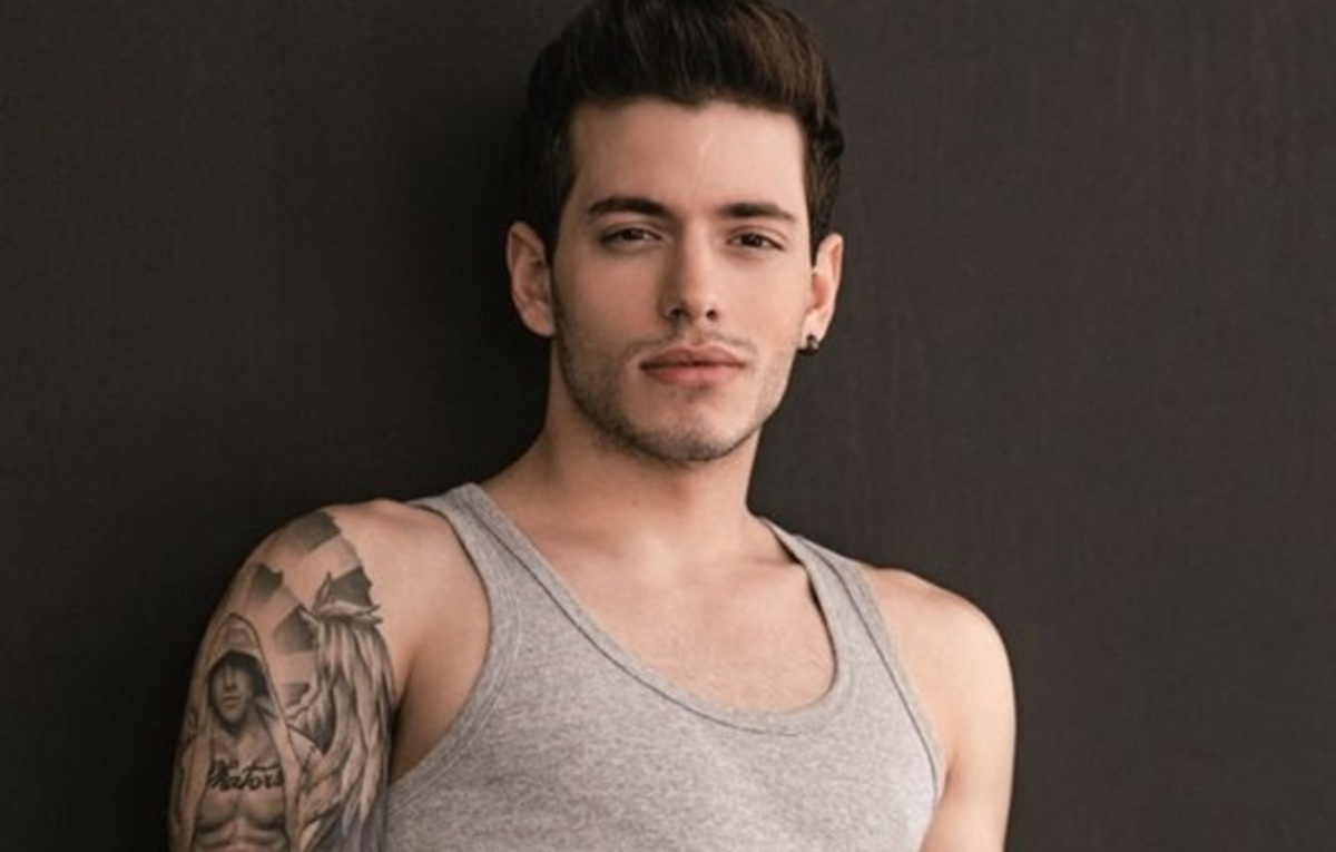 Ο Βαγγέλης Κακουριώτης στην Tatiana Live: Η επιτυχία που ήρθε στα 16, η θραύση στα κορίτσια…