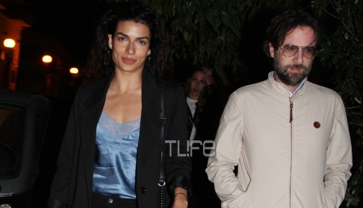 Τόνια Σωτηροπούλου: Το πάρτι-έκπληξη στον Κωστή Μαραβέγια για τα γενέθλιά του και το τρυφερό φιλί! [pic,vid]