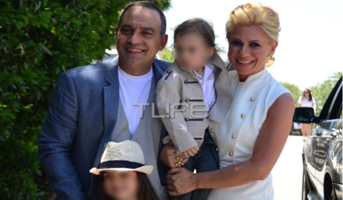 Κατερίνα Καραβάτου – Κρατερός Κατσούλης: Βάφτισαν τον γιο τους! [pics]