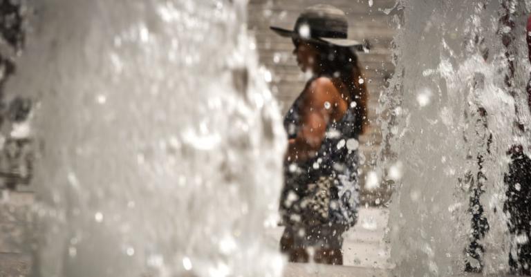 Καιρός: Ζόρικη η Τρίτη! Υψηλές θερμοκρασίες σε όλη τη χώρα – Πού θα “χτυπήσουν” 40άρια