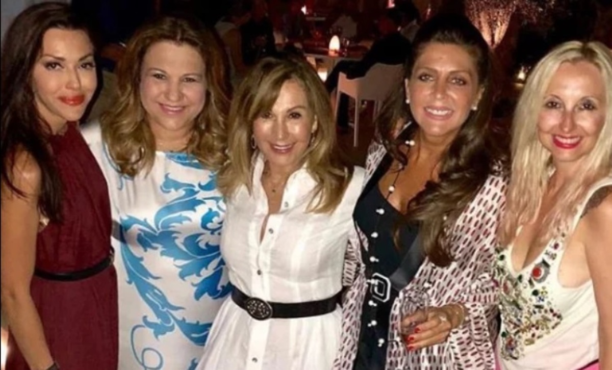 Οι Έλληνες celebrities που βρέθηκαν στο λαμπερό opening του Nammos στην Μύκονο! [pics,video]