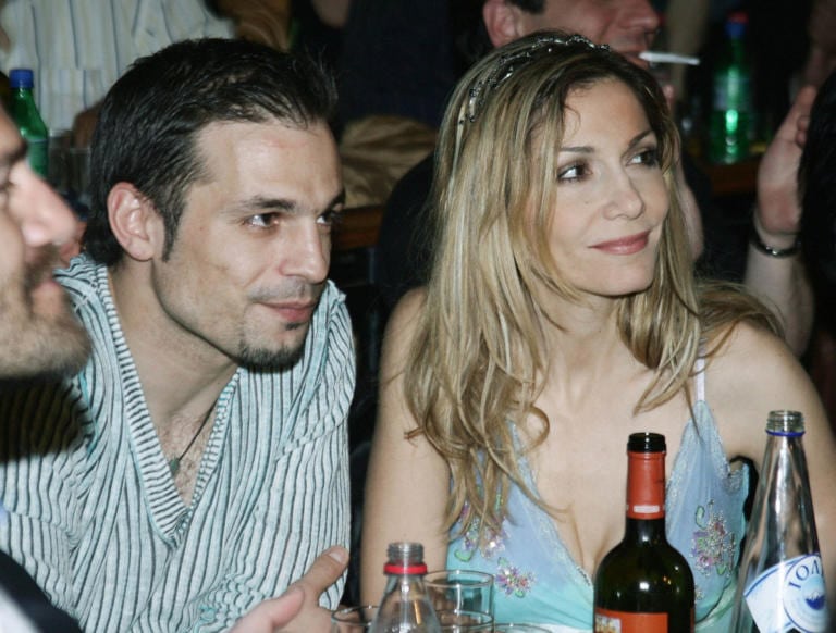 Πέθανε ο πατέρας του Ντέμη Νικολαϊδη – Στο πλευρό του η Δέσποινα Βανδή!