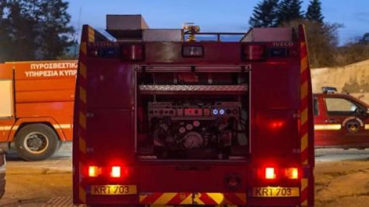 Φωτιά ΤΩΡΑ σε διαμέρισμα στου Ζωγράφου