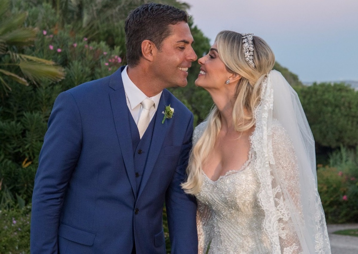 Σε πύργο στην Πορτογαλία παντρεύτηκε ο πρώην της Ωνάση!