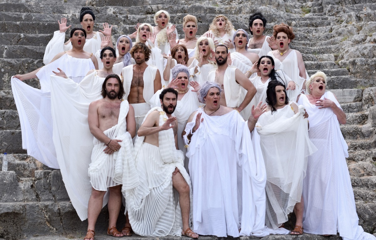 Εκκλησιάζουσες