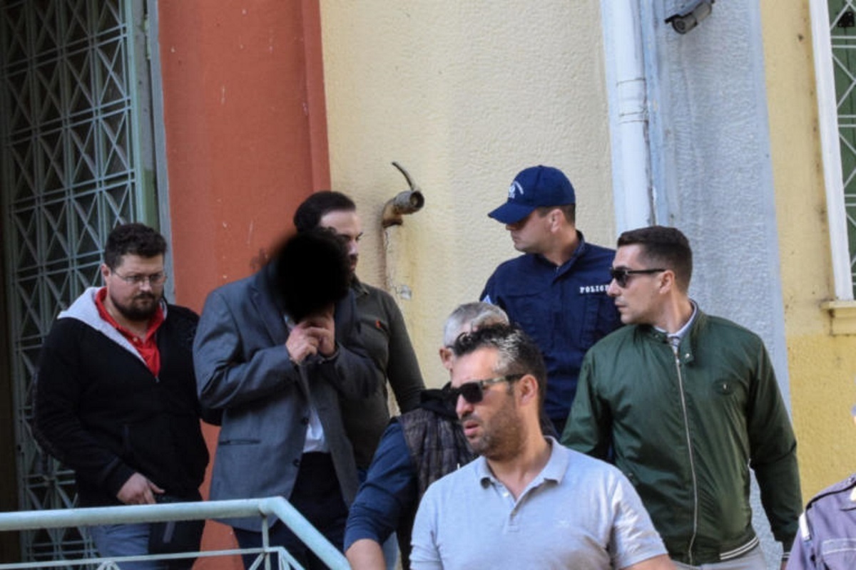 Το τσουνάμι των καταγγελιών τον «έπνιξε» – Δεν έπεισε κανέναν ο καθηγητής του ΤΕΙ Σερρών και οδηγήθηκε στην φυλακή!