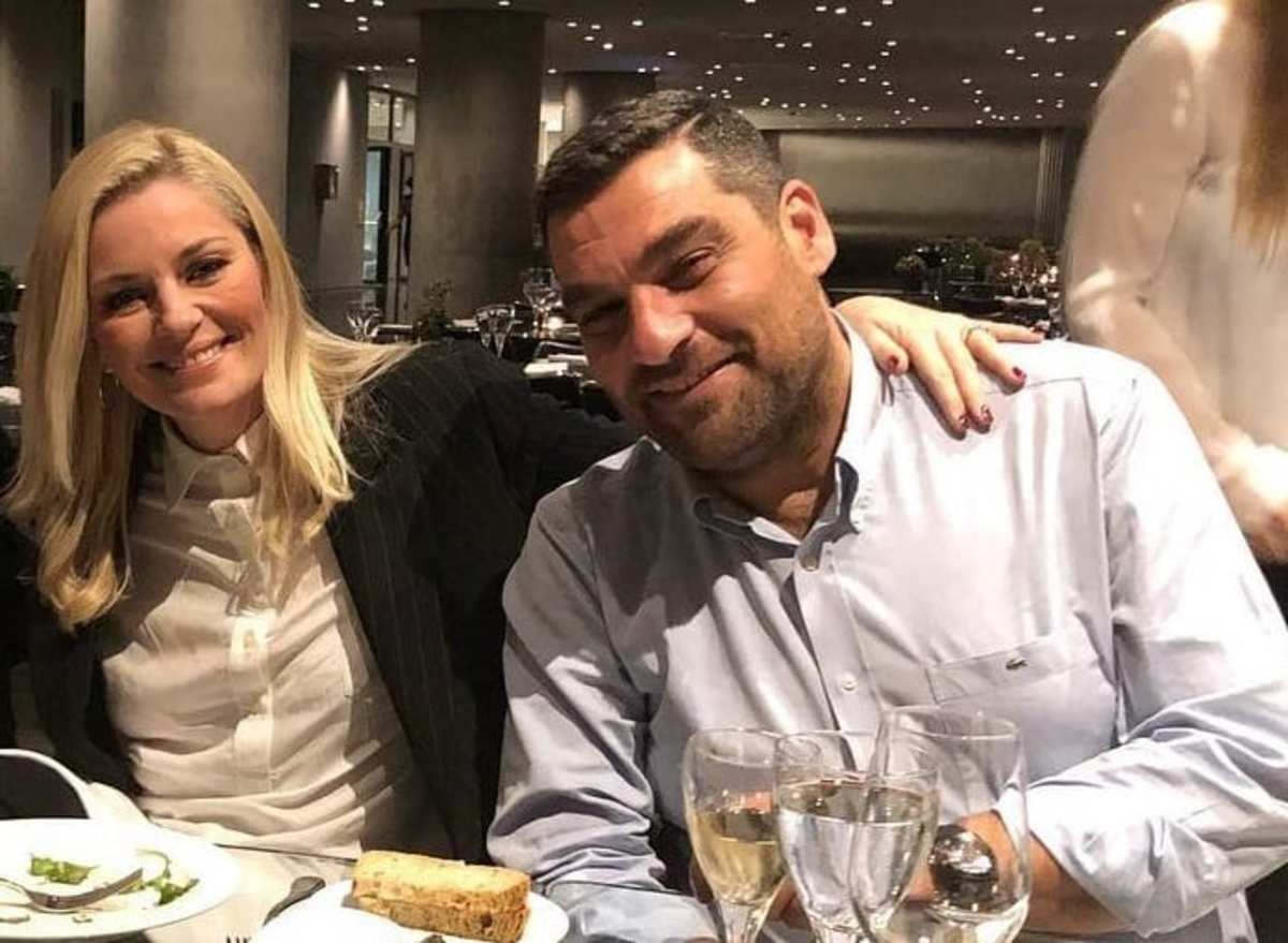 Ελισάβετ Μουτάφη – Μάνος Νιφλής: Με ποιον δείπνησε το νιόπαντρο ζευγάρι, με θέα την Ακρόπολη;