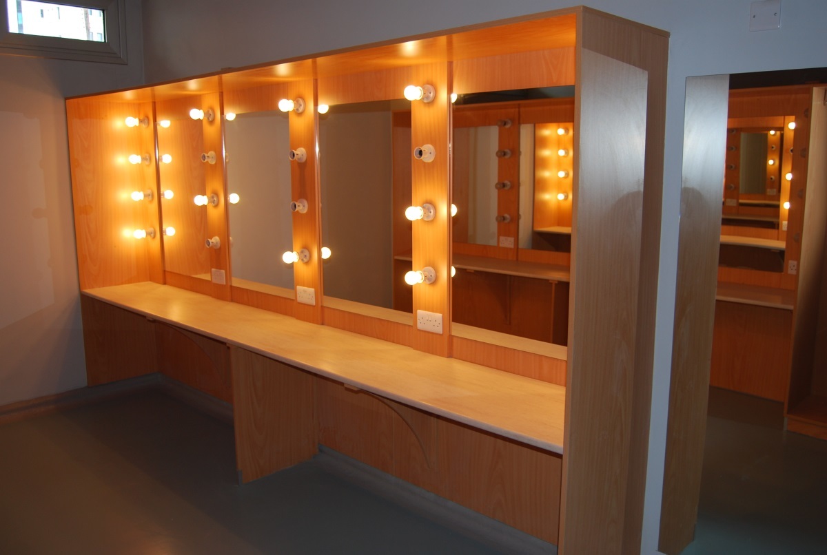 Κώστας Βουτσάς