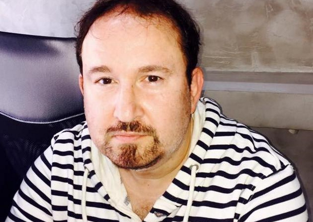 Ξέσπασε ο Γιάννης Παπαμιχαήλ: Απαντά σε εκείνους που «εκμεταλλεύονται» τα ονόματα των γονιών του για να βγάλουν χρήματα