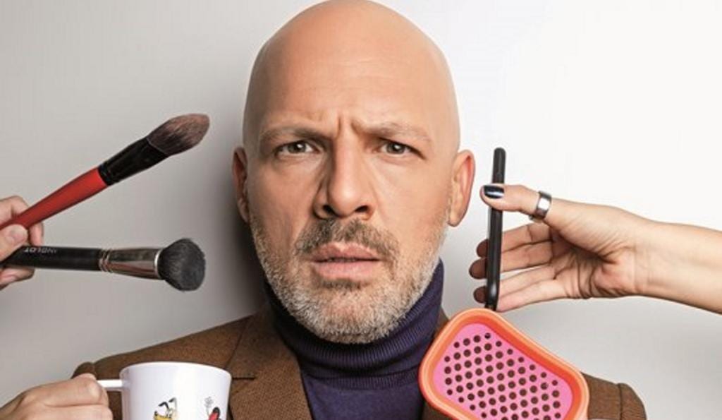 Νίκος Μουτσινάς