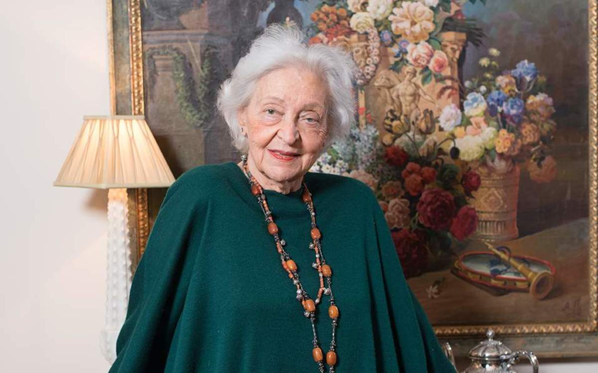 Στέλλα Γκρέκα