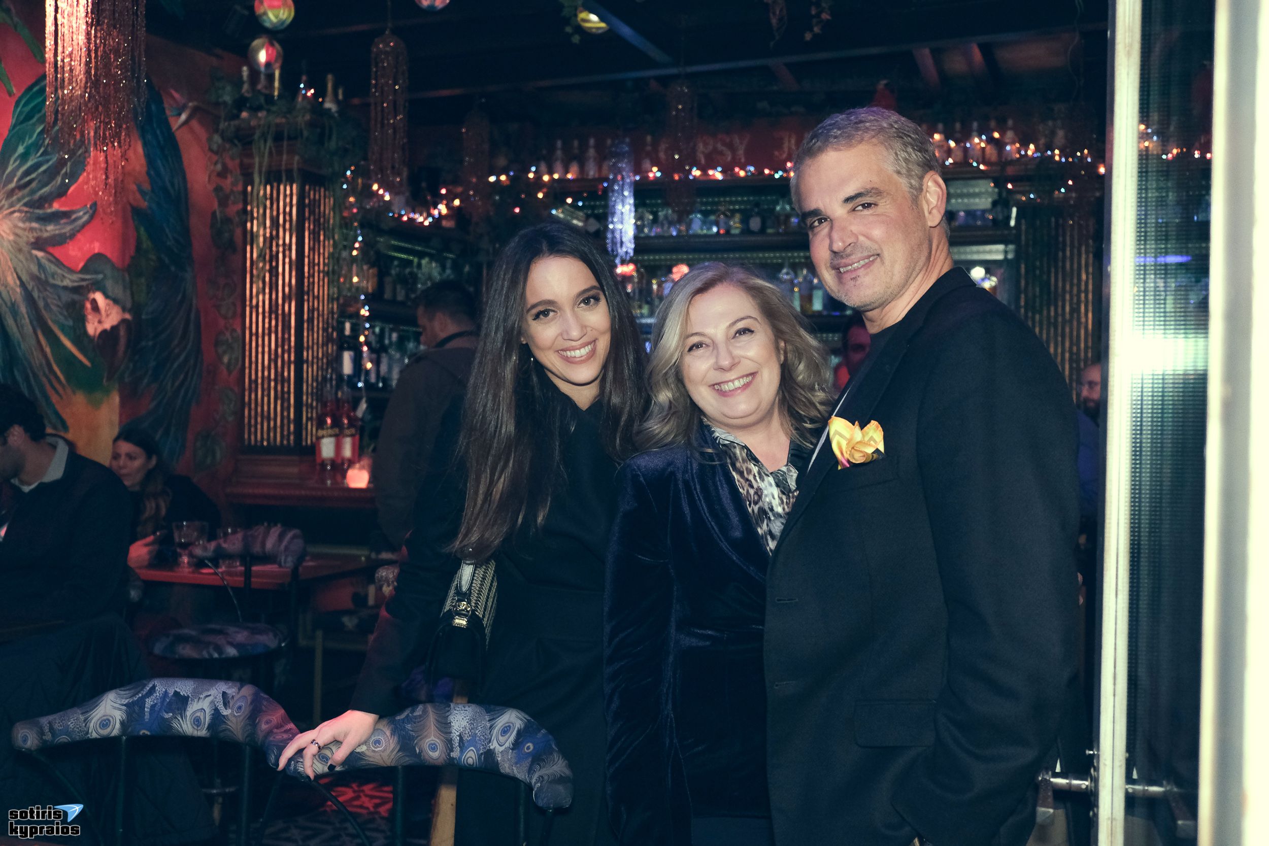 Φοίβη Γραμματικού Ντίνα Νικολάου Άρης Σπηλιωτοπουλος