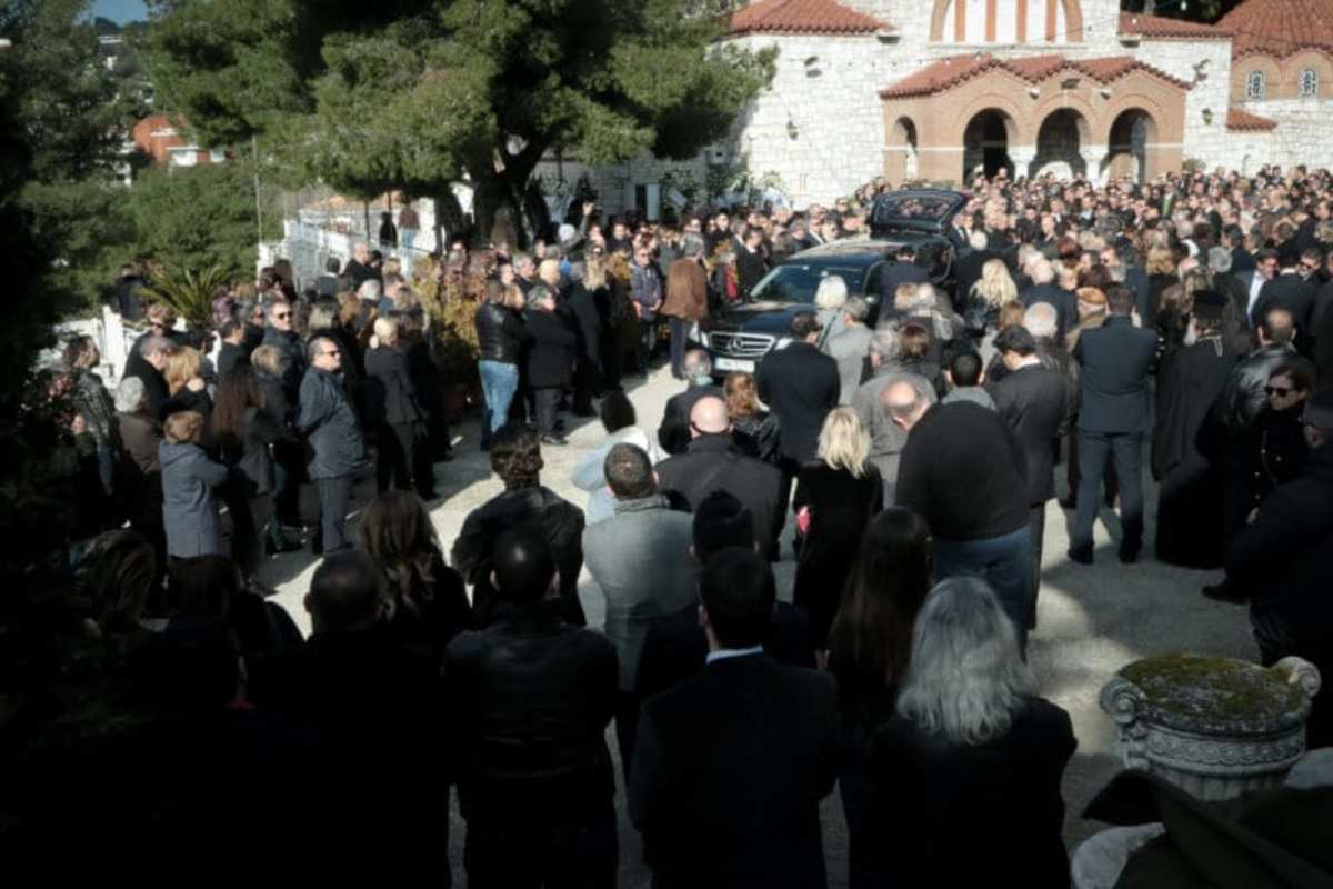 Θέμος Αναστασιάδης: Θρήνος στο τελευταίο αντίο