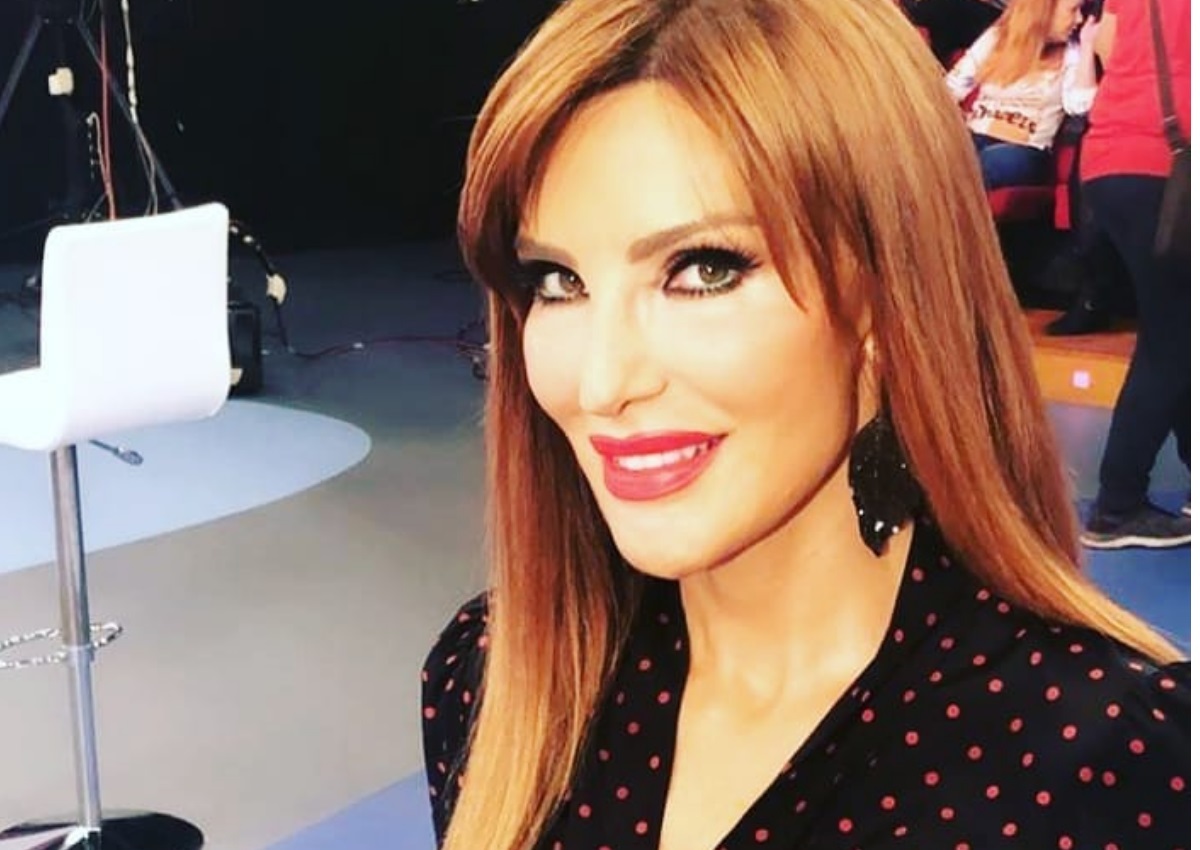 Βίκυ Χατζηβασιλείου