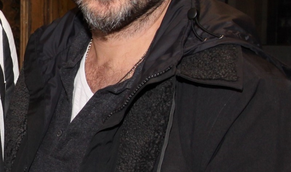 “Κρύβαμε τη σχέση μας… δεν θα βγεις να το ανακοινώσεις”