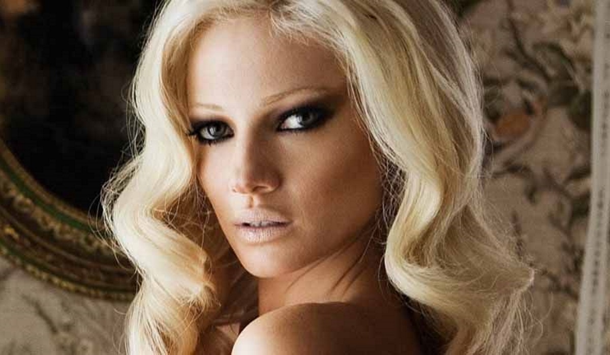 Τζούλια Αλεξανδράτου