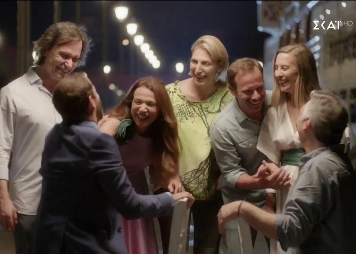 Βίκυ Βολιώτη: Η πρόβα μαζί με τους ηθοποιούς της σειράς «Λόγω Τιμής»