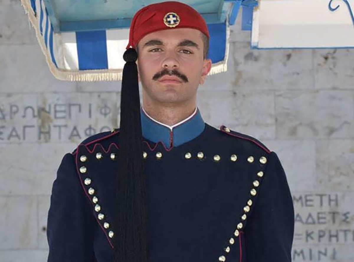 Θρήνος για τον Εύζωνα που “έσβησε” στα 24 χρόνια του – Ήταν μπασκετμπολίστας στον Προμηθέα Πατρών