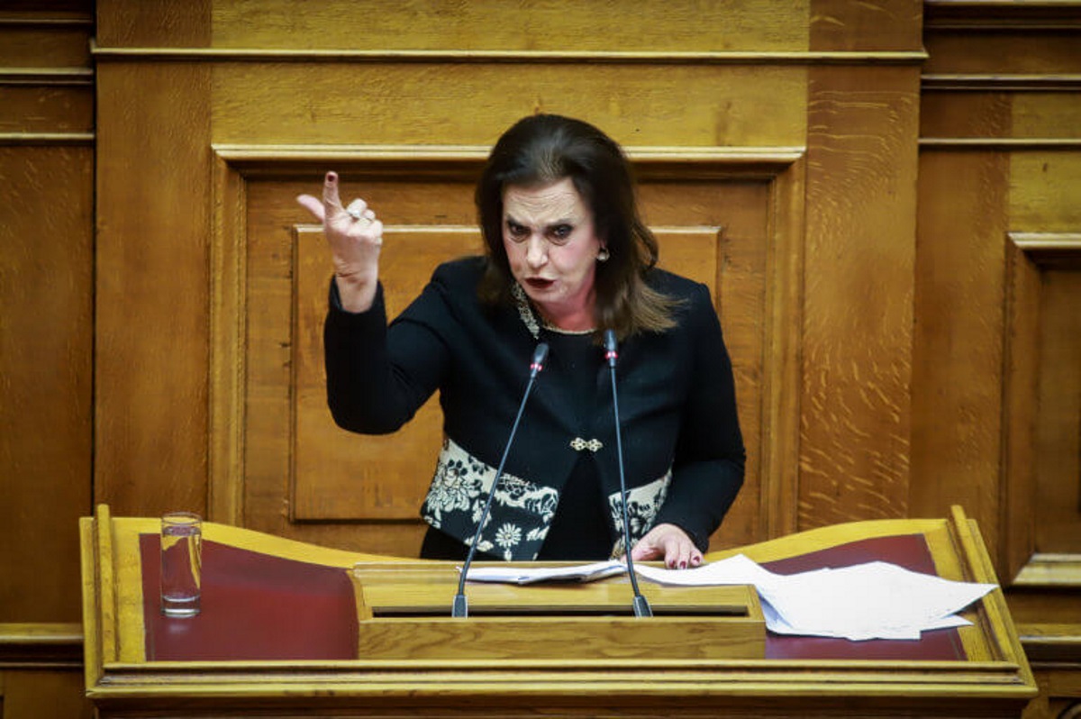 Θεοδώρα Μεγαλοοικονόμου: Μια ζωή μυθιστόρημα – Βαφτισιμιά της Σοφίας Βέμπο και «σωτήρας» του συζύγου της