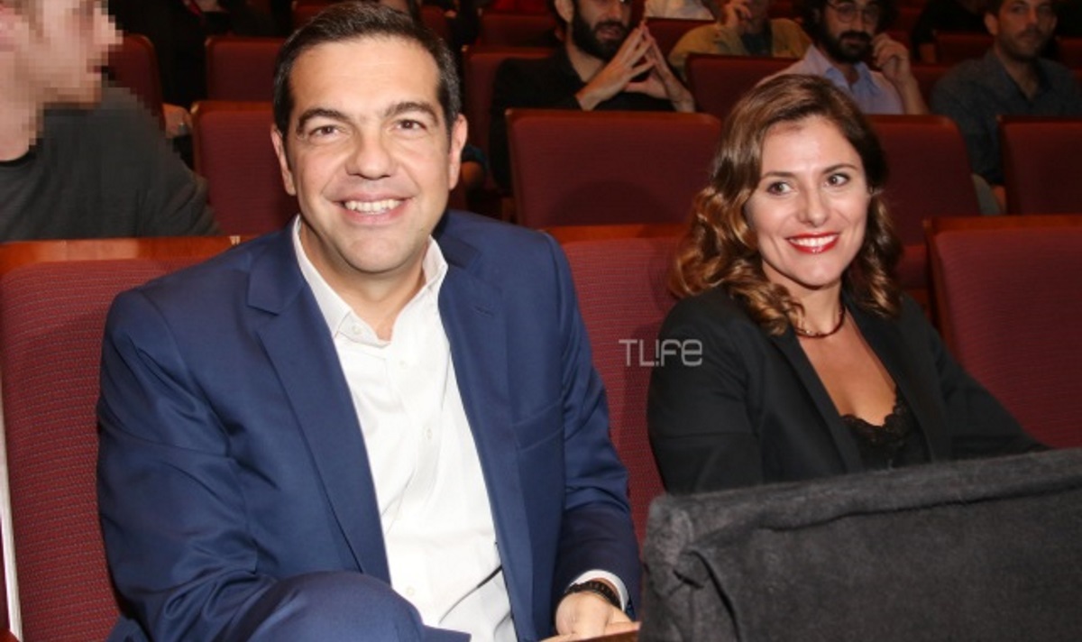 Ο Αλέξης Τσίπρας πήγε θέατρο! Ποια παράσταση επέλεξε να παρακολουθήσει [pic,vid]