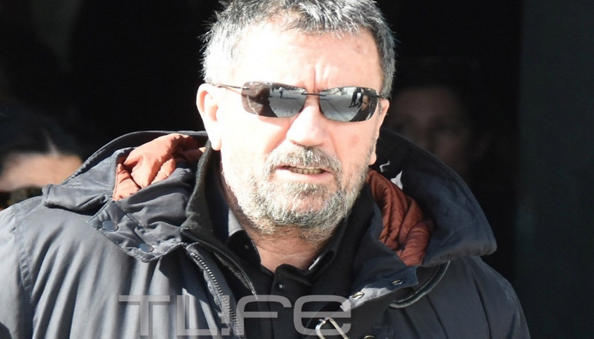 Βασίλης Λάσκαρης: Ο καλλιτεχνικός κόσμος είπε το τελευταίο αντίο στον παραγωγό του «Στην υγειά μας»