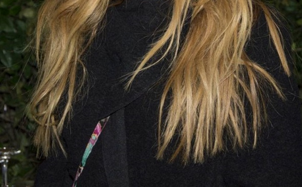 Αποστολία Ζώη