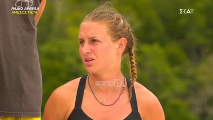 Survivor 3espase H Katerina Dalaka Kata Olwn Twn Sympaiktwn Ths Eimai Para Poly 8ymwmenh 8elw Na Klapsw Zappit
