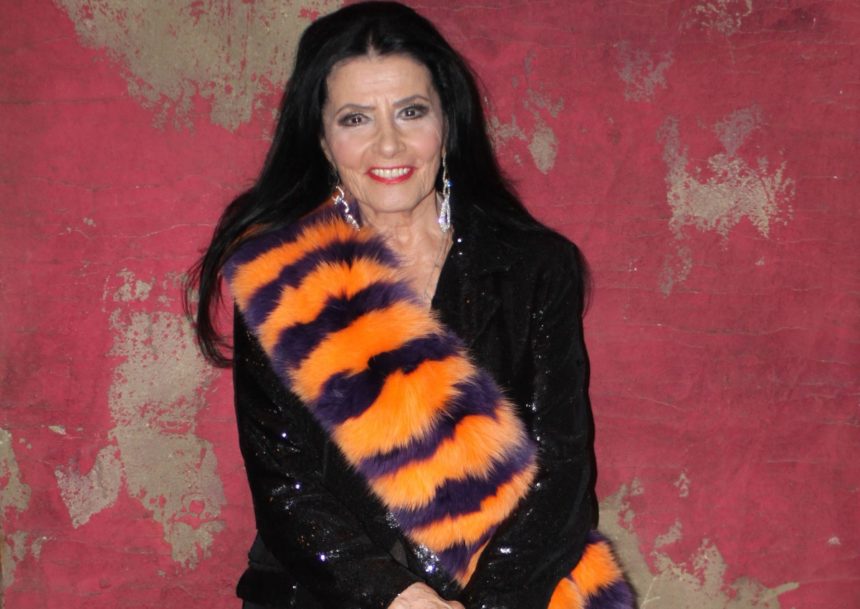 Δύσκολες στιγμές για τη Ζωζώ Σαπουντζάκη