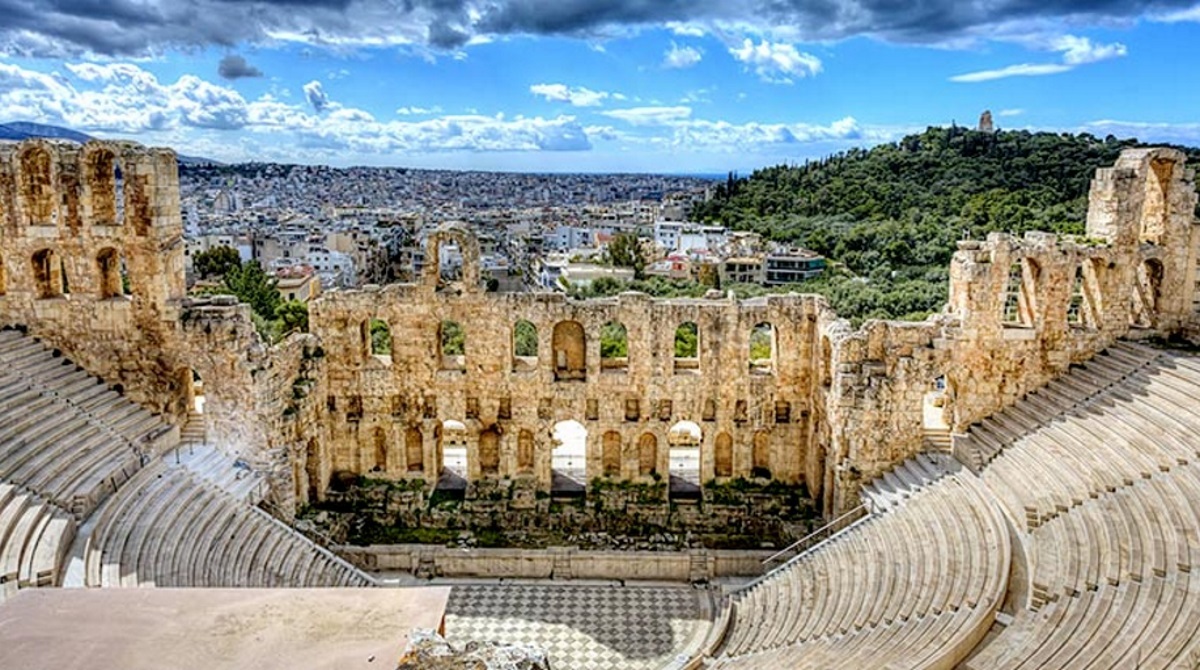 Ανάμνηση Σμύρνης: Μια μουσικοθεατρική παράσταση που συνδέει τη νεότερη εποχή με τον ελληνισμό της Σμύρνης…