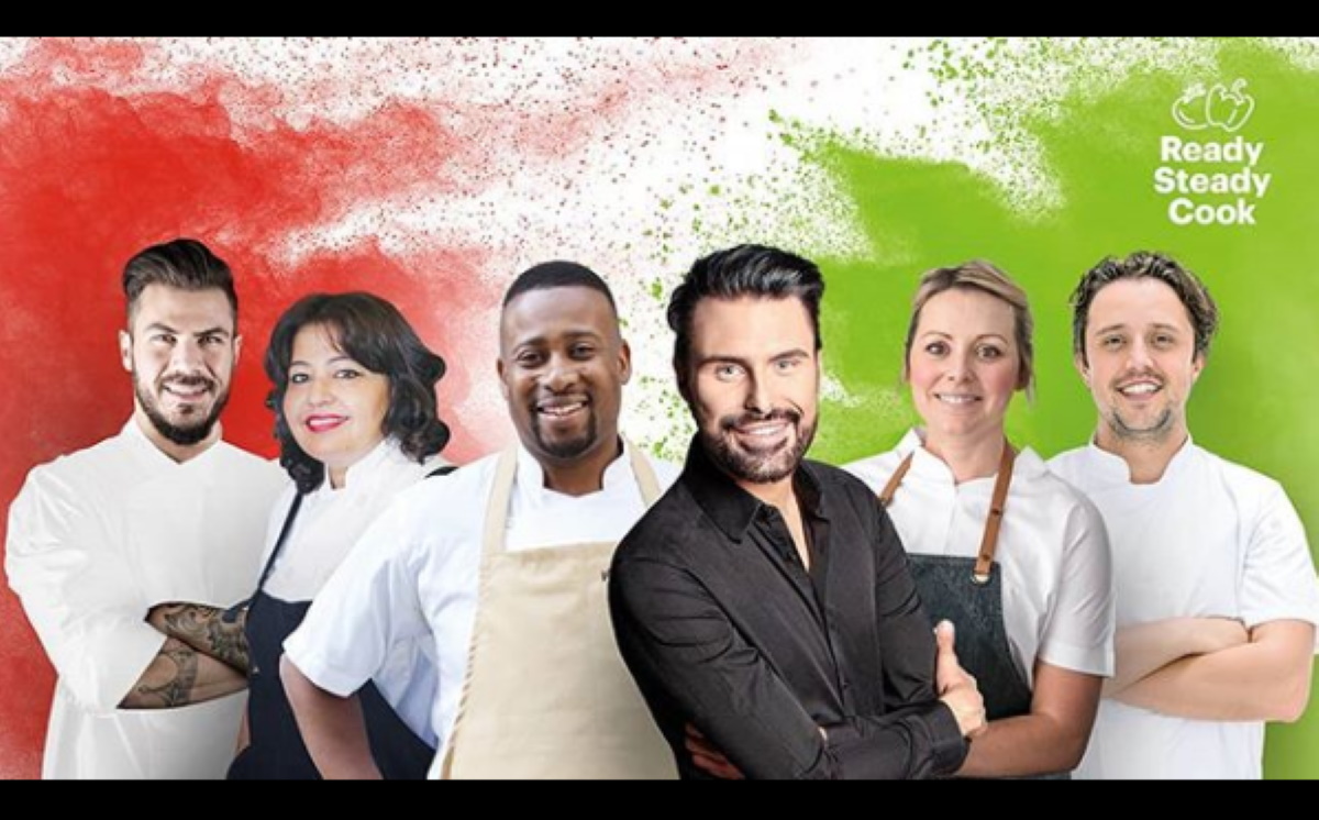 Άκης Πετρετζίκης