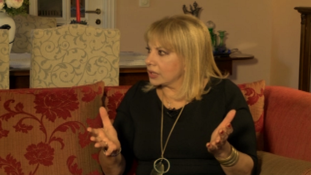 Άννα Αδριανού