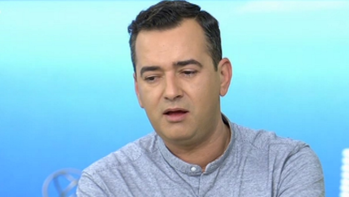 Άγγελος Μπράτης