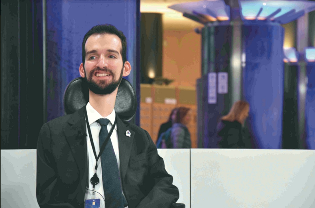 Στέλιος Κυμπουρόπουλος