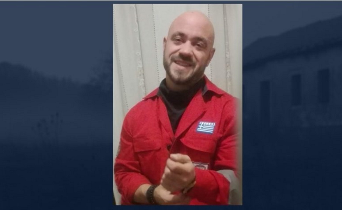 Γιάννης Οικονομόπουλος