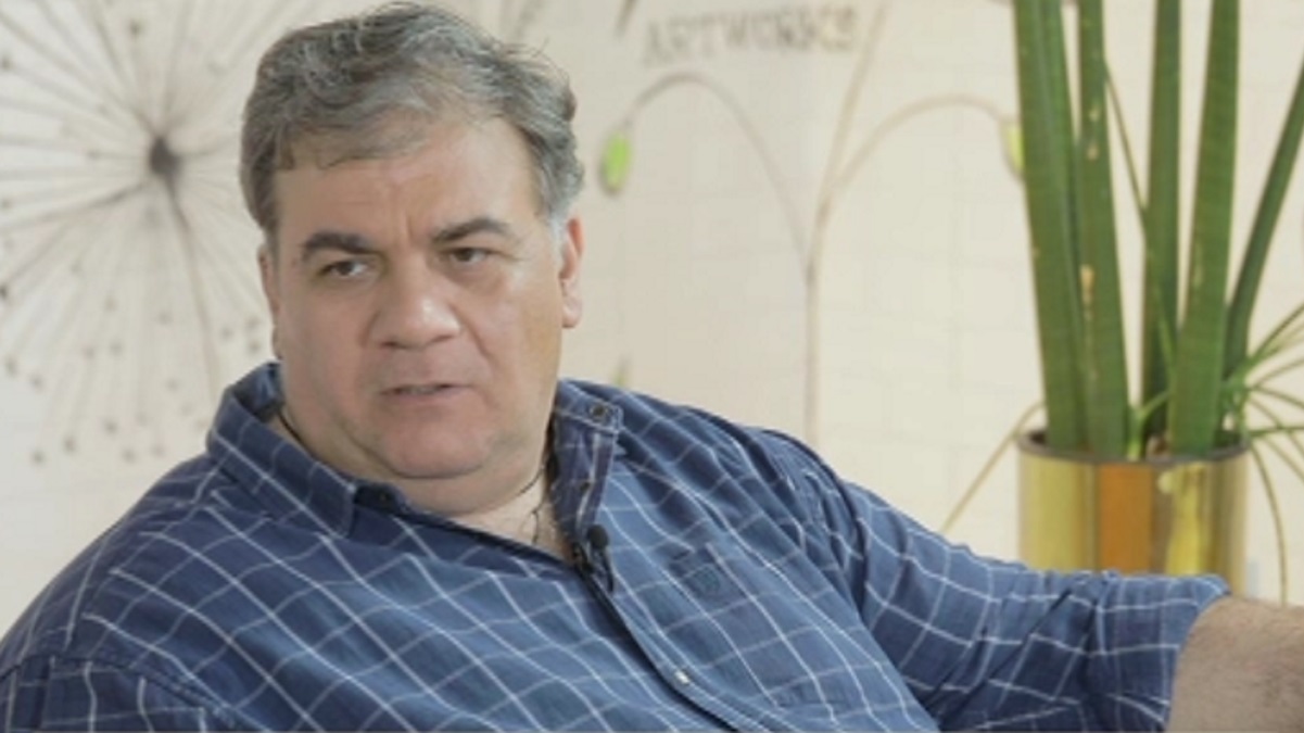 Δημήτρης Σταρόβας