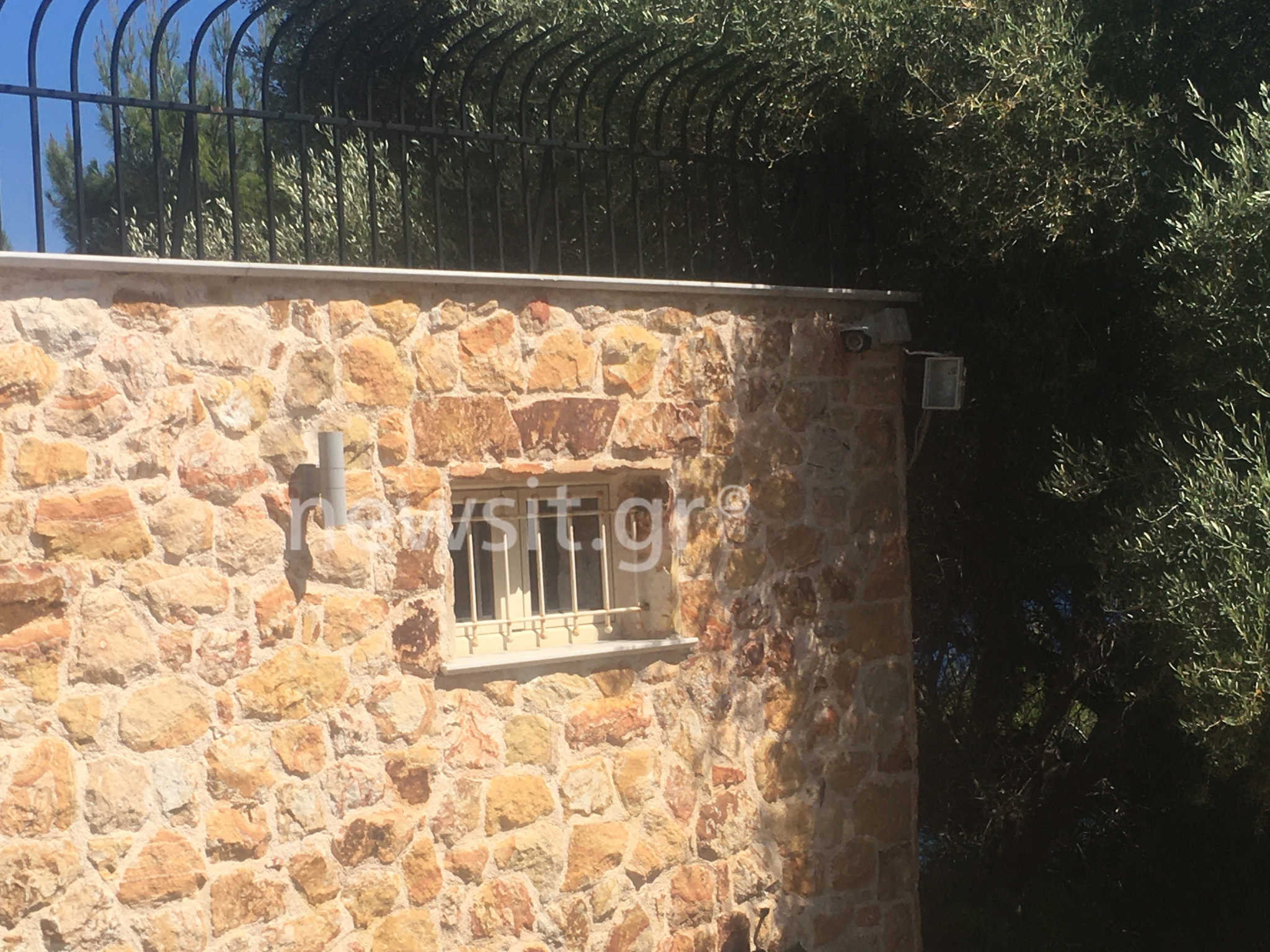 Ο γιατρός «μαϊμού» με τα… 1.000 πρόσωπα – «Κολλητός» του Μπους και με χέρια βαμμένα με αίμα