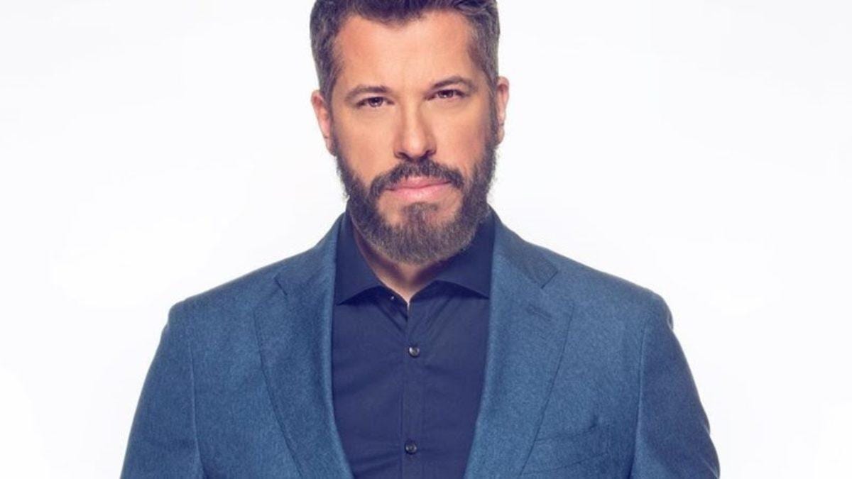 ΧΑΡΗΣ ΒΑΡΘΑΚΟΥΡΗΣ