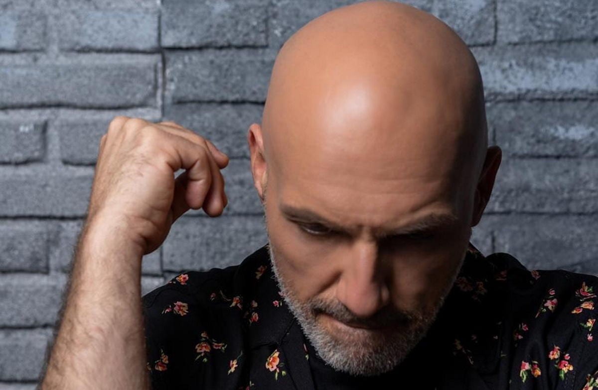 Νίκος Μουτσινάς