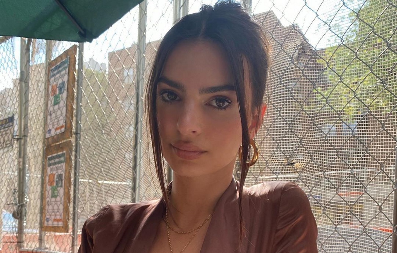 Emily Ratajkowski