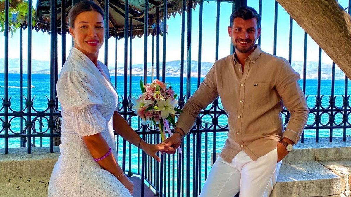 Ο Ισαάκ Σεμερτζίδης από το Power Of Love παντρεύτηκε, λίγο πριν γίνει μπαμπάς