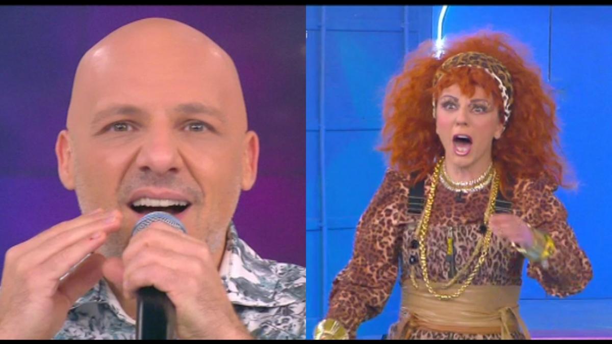 Νίκος Μουτσινάς