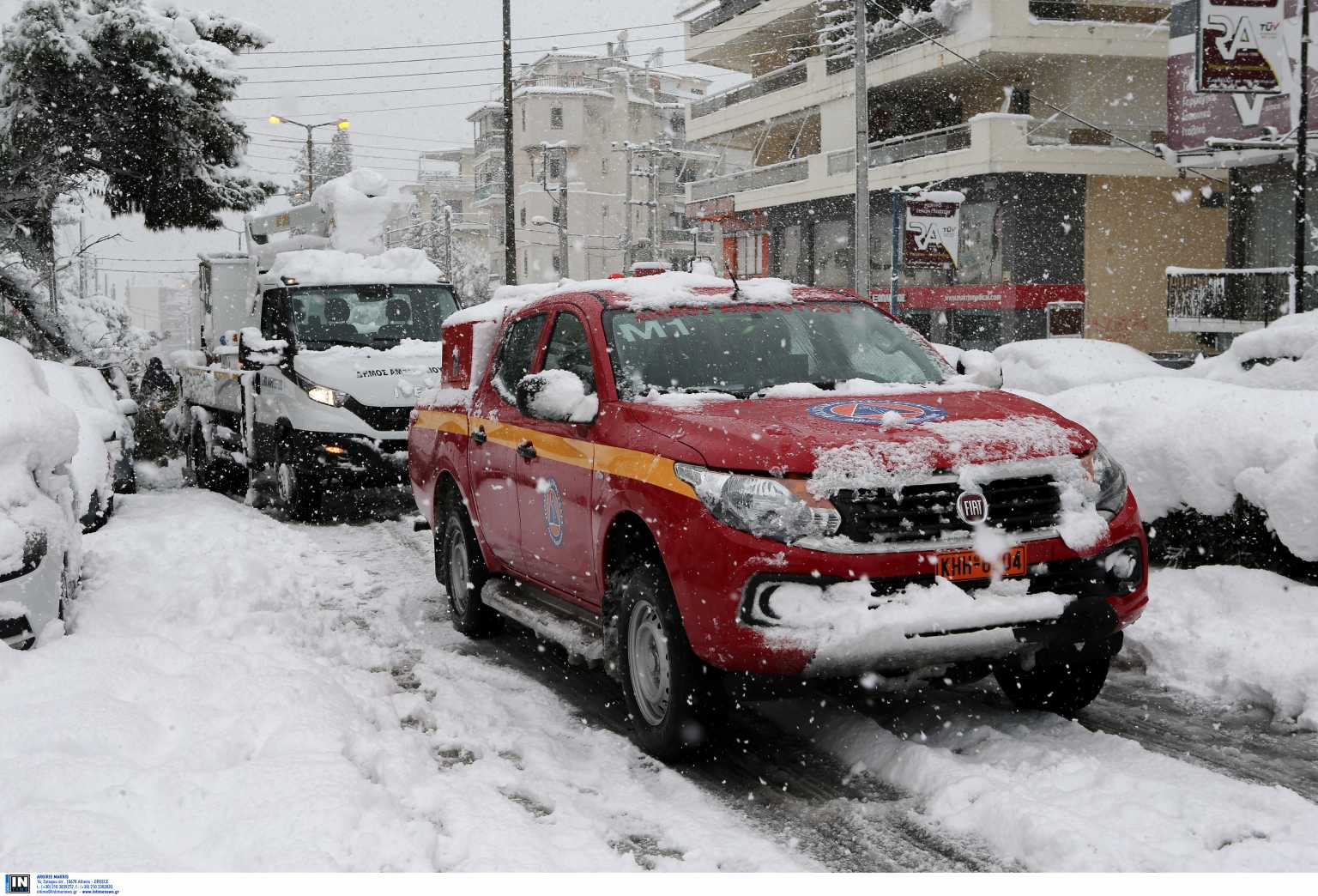 Χάος με την ηλεκτροδότηση λόγω της κακοκαιρίας – Ποιες περιοχές είναι χωρίς ρεύμα σε Αττική και Εύβοια
