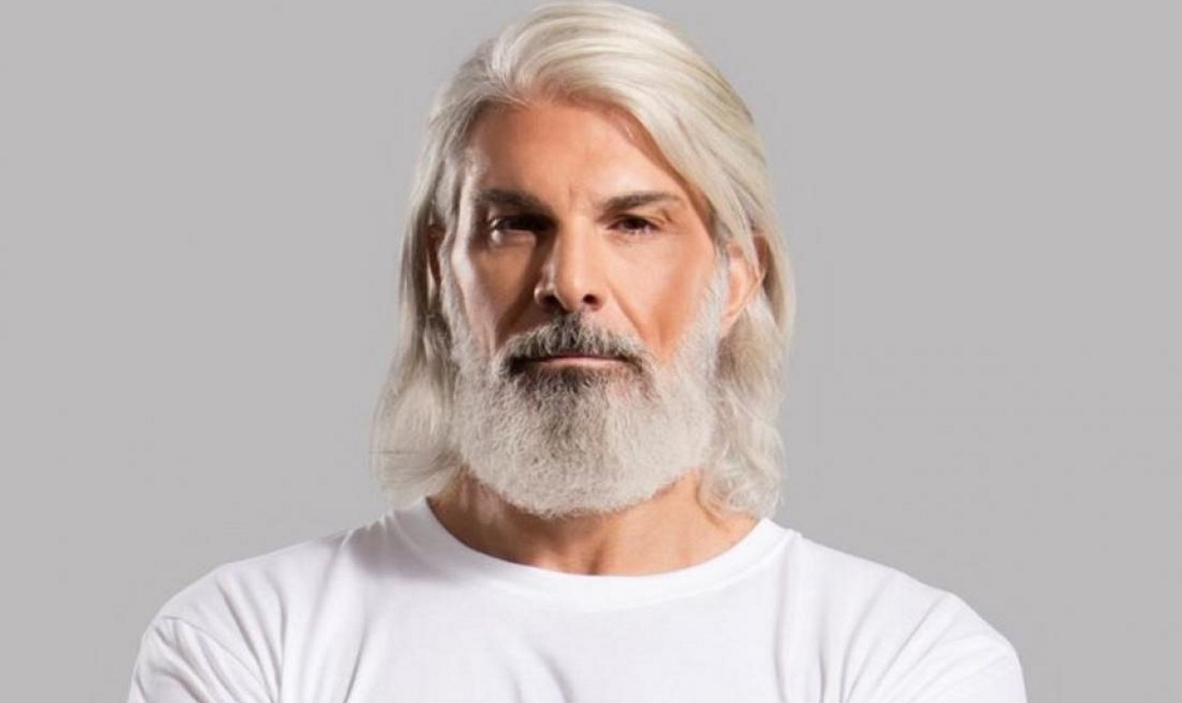 Μάνος Πίντζης
